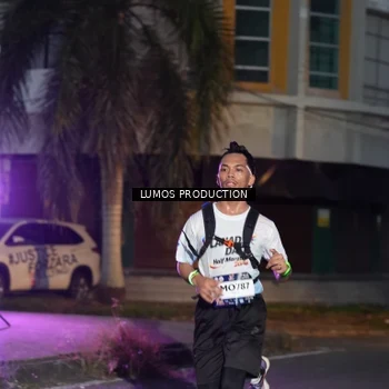 Runner Photo 7988870