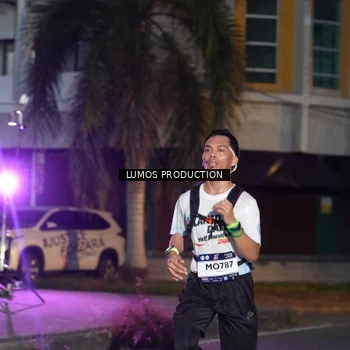 Runner Photo 7988872