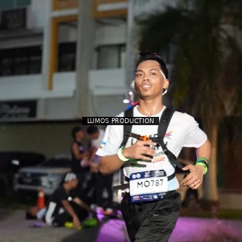 Runner Photo 7988878