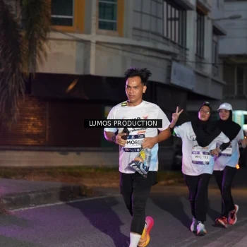 Runner Photo 7988926