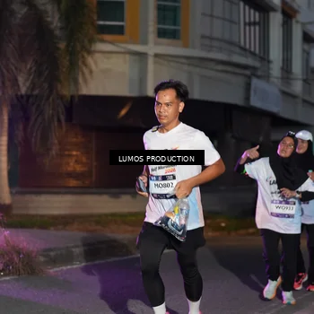 Runner Photo 7988928
