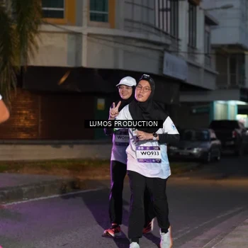 Runner Photo 7988935