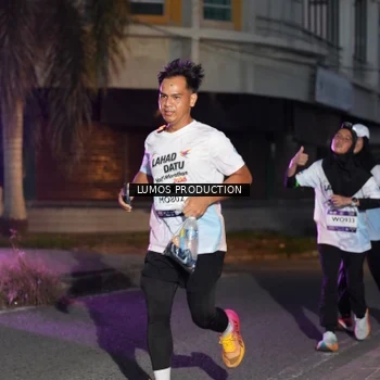 Runner Photo 7988936