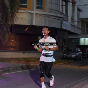 Runner Photo 7988977