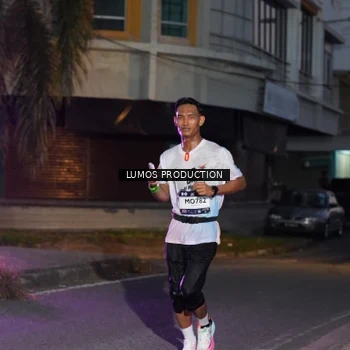 Runner Photo 7988978