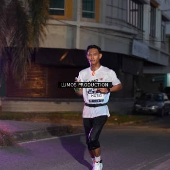 Runner Photo 7988983