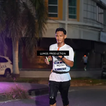 Runner Photo 7988993