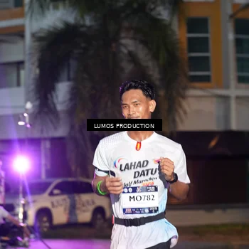 Runner Photo 7989002