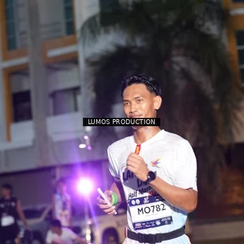 Runner Photo 7989010