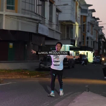 Runner Photo 7989012