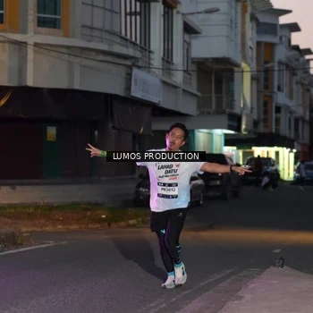 Runner Photo 7989023