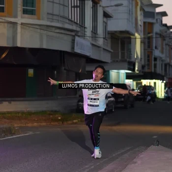 Runner Photo 7989024