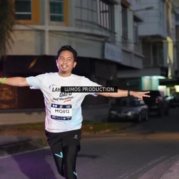 Runner Photo 7989047