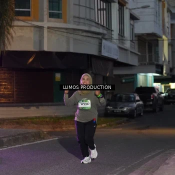 Runner Photo 7989074