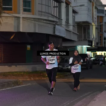 Runner Photo 7989125