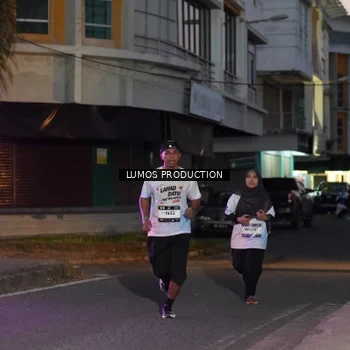 Runner Photo 7989131