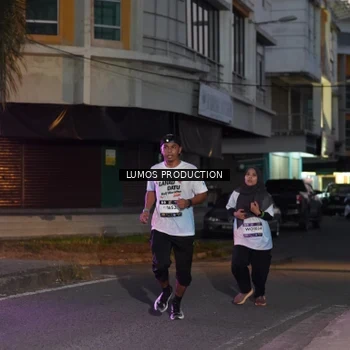 Runner Photo 7989135