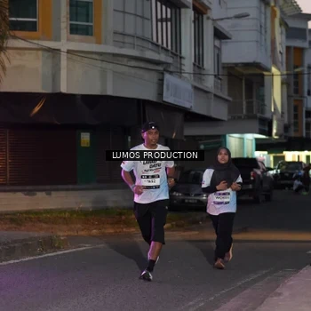 Runner Photo 7989138