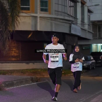 Runner Photo 7989143