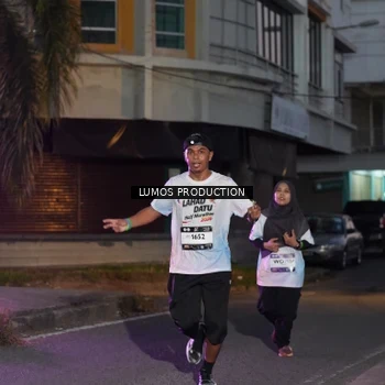 Runner Photo 7989147