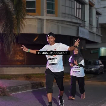 Runner Photo 7989151
