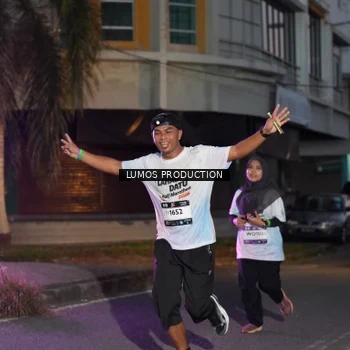 Runner Photo 7989152