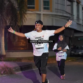 Runner Photo 7989157