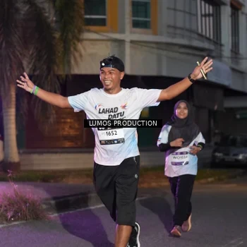 Runner Photo 7989158