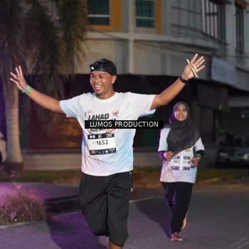 Runner Photo 7989163