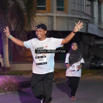 Runner Photo 7989165