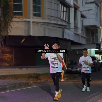 Runner Photo 7989279