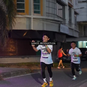 Runner Photo 7989285