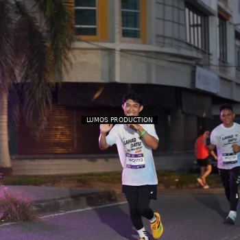 Runner Photo 7989292