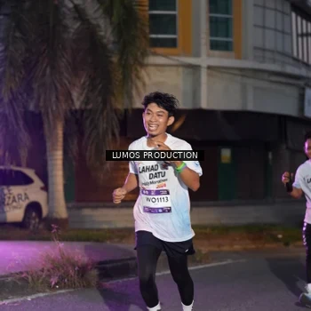 Runner Photo 7989303
