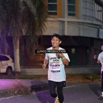 Runner Photo 7989304