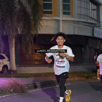 Runner Photo 7989305