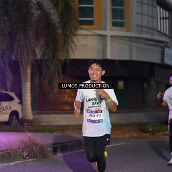 Runner Photo 7989308