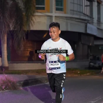 Runner Photo 7989320