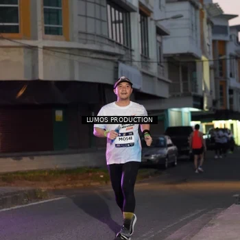 Runner Photo 7989334