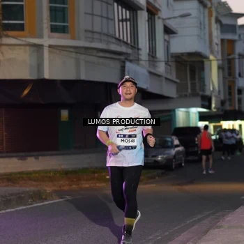 Runner Photo 7989335