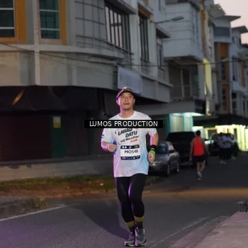 Runner Photo 7989336