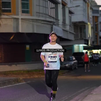 Runner Photo 7989337