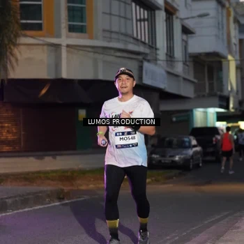 Runner Photo 7989347