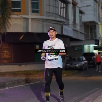 Runner Photo 7989352