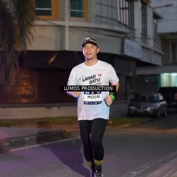 Runner Photo 7989353