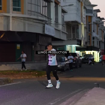 Runner Photo 7989394