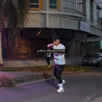 Runner Photo 7989404