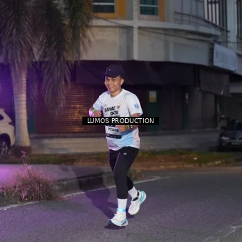Runner Photo 7989412
