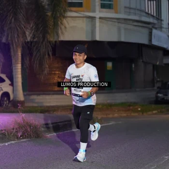 Runner Photo 7989413