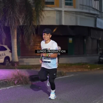 Runner Photo 7989416